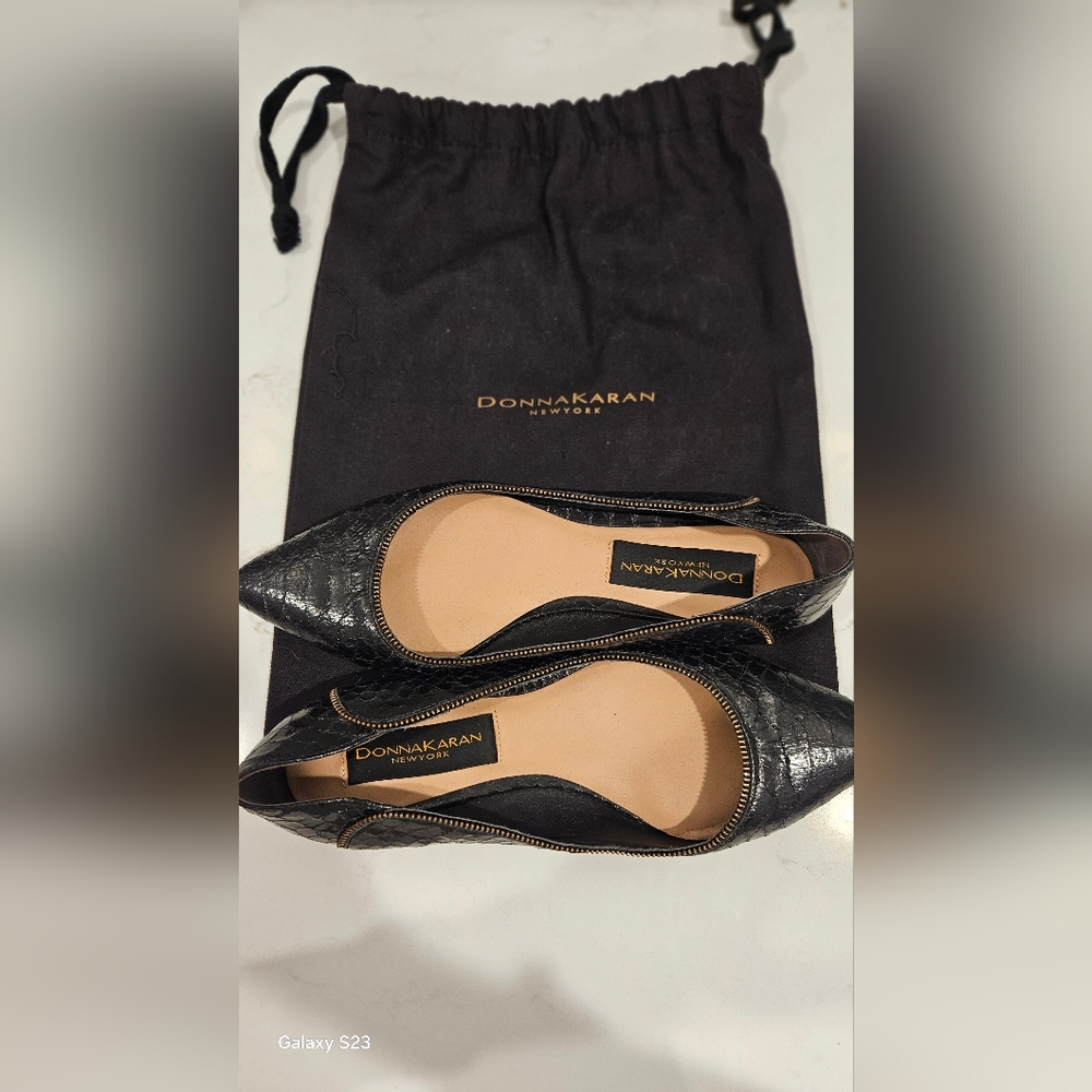Donna Karan Pointy Black Flats with Goldish Zipper